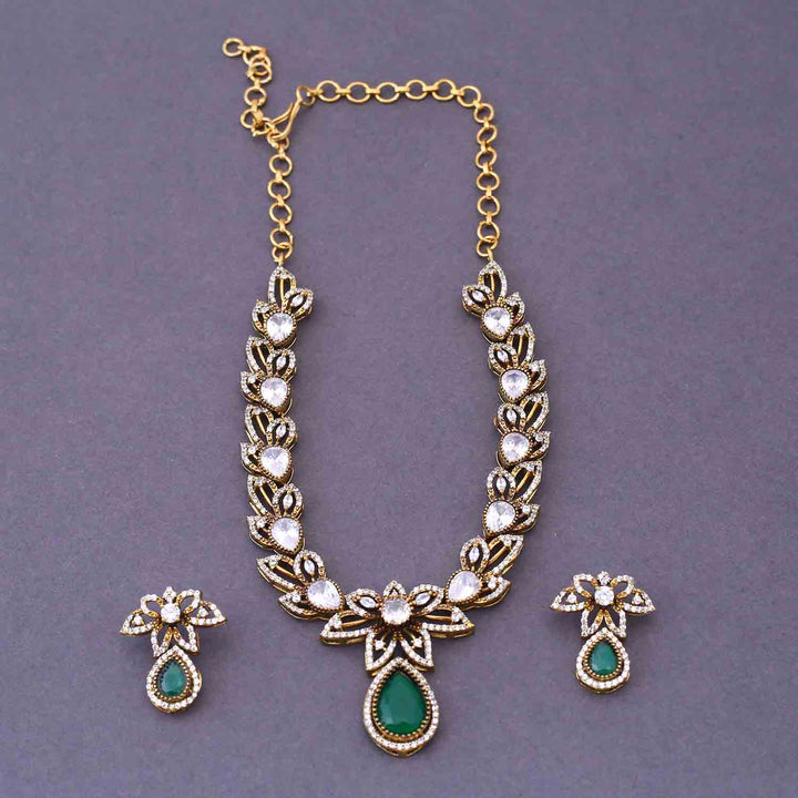 Emerald Hana Victorian Jewellery Set - New Arrival