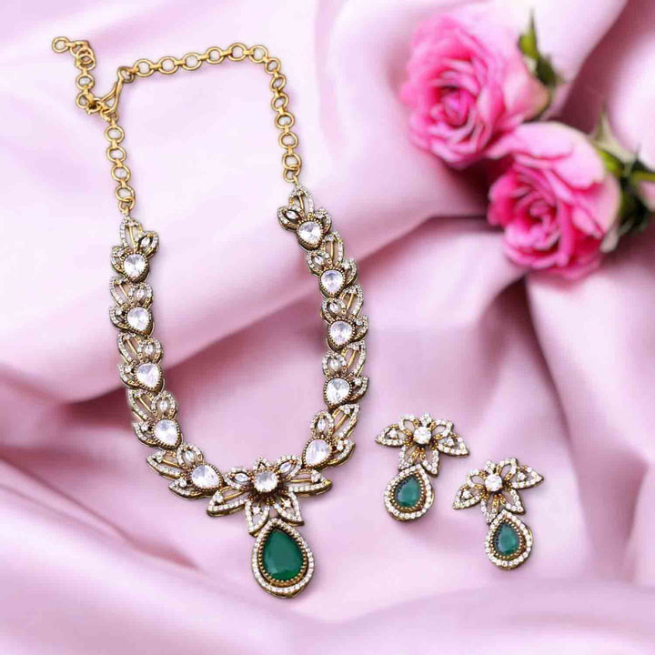 Emerald Hana Victorian Jewellery Set - New Arrival