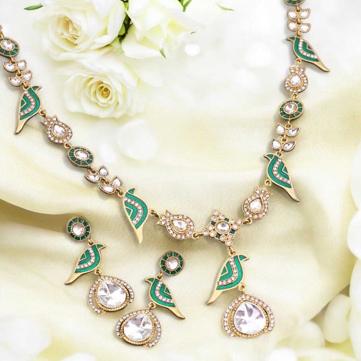 Emerald Harley Kundan Jewellery Set