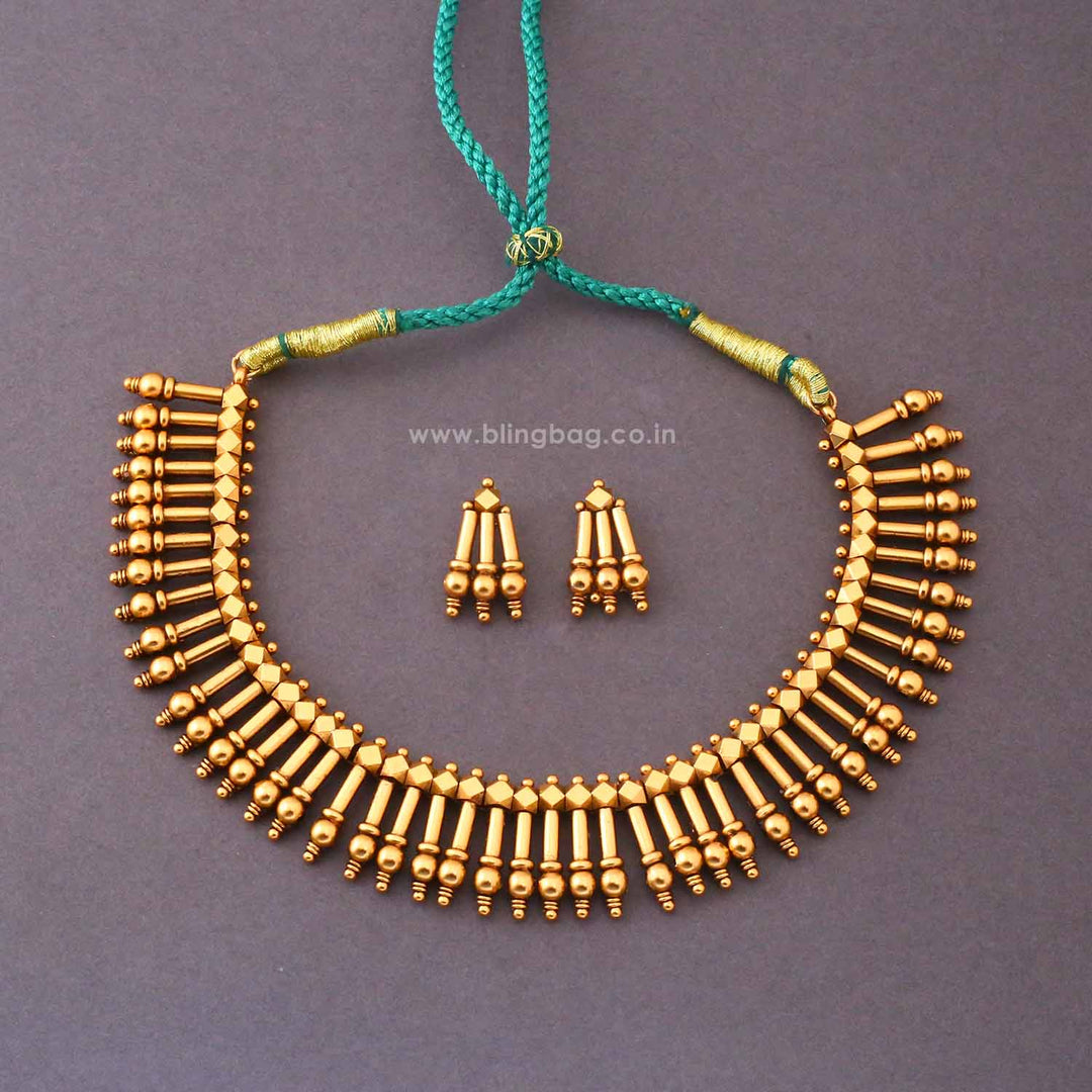 Emerald Harshikaa Antique Jewellery Set- New Arrival