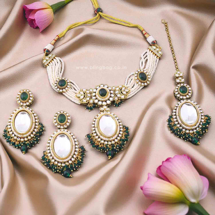 Emerald Harshini Kundan Jewellery Set