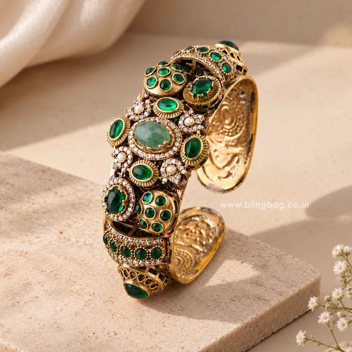 Emerald Helen Victorian Kada