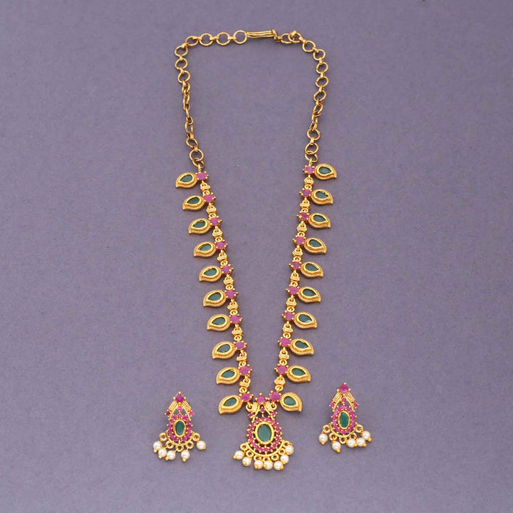 Emerald Hemavathi Antique Jewellery Set - New Arrival