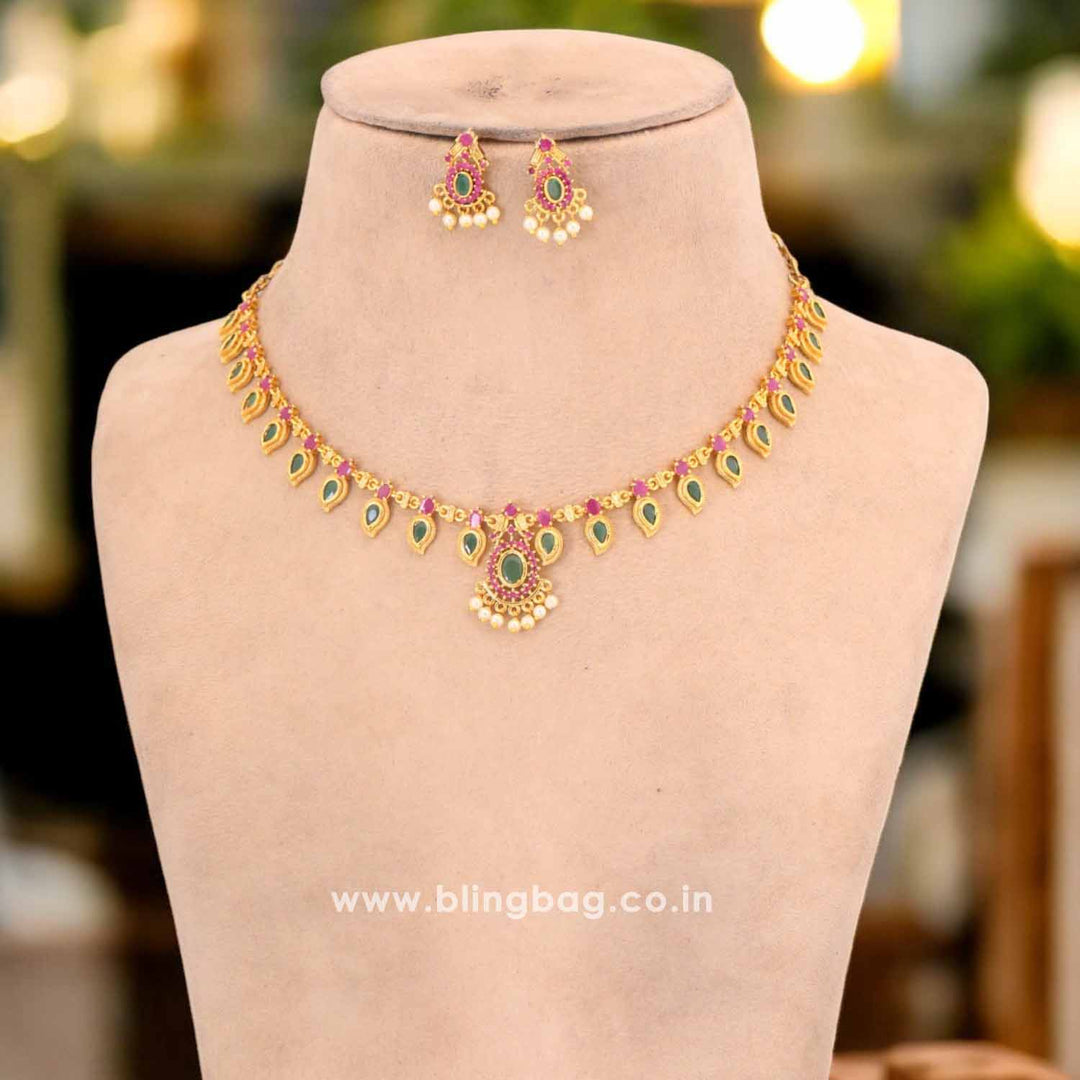 Emerald Hemavathi Antique Jewellery Set - New Arrival