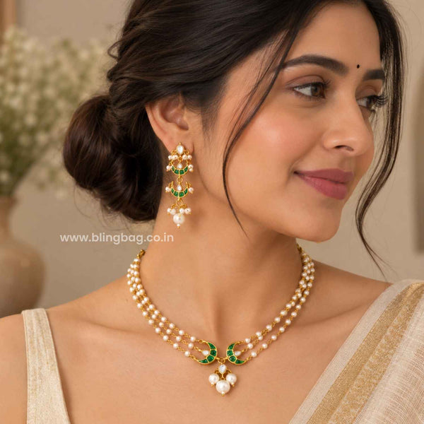 Emerald Hrishani Antique Jewellery Set- New Arrivals