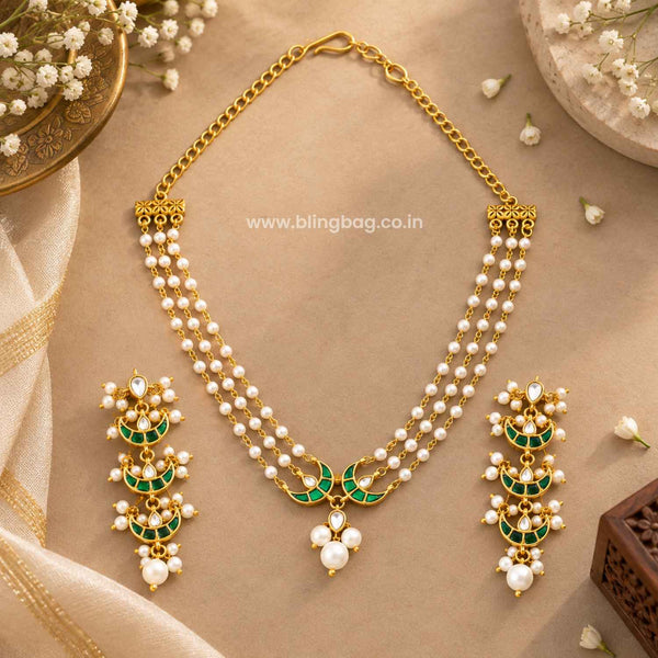 Emerald Hrishani Antique Jewellery Set- New Arrivals