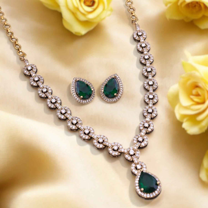 Emerald Hristina Victorian Jewellery Set - New Arrival