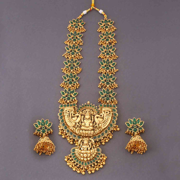 Emerald Ishwari Temple Jewellery Set - New Arrival