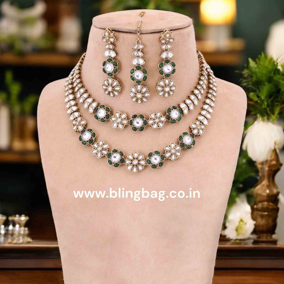 Emerald Jaine Kundan Jewellery Set