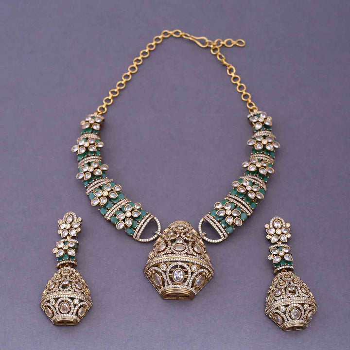 Emerald Jeenshi Hasli Victorian Jewellery Set - New Arrival