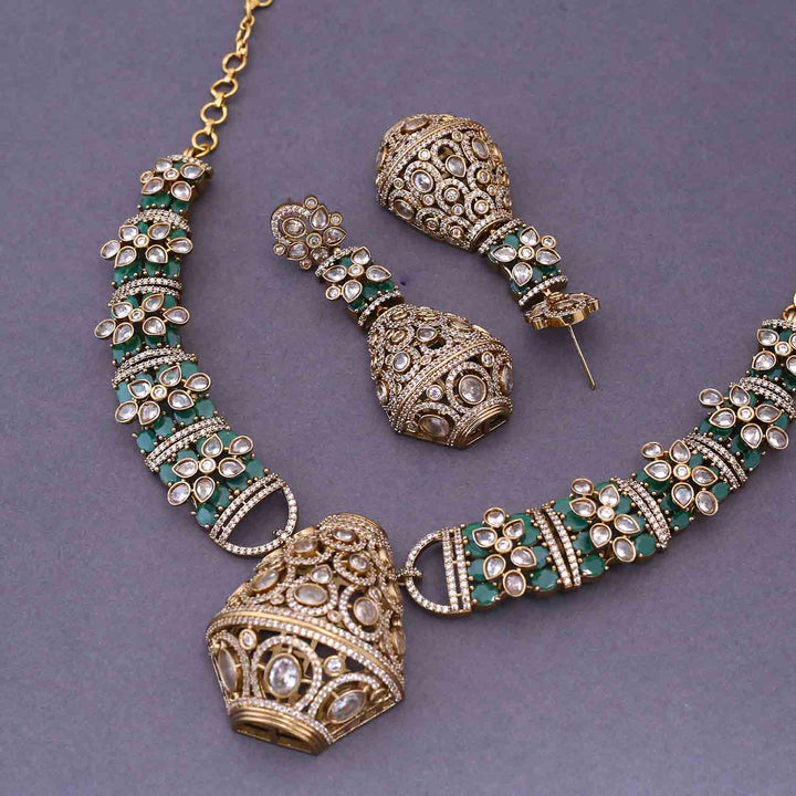 Emerald Jeenshi Hasli Victorian Jewellery Set - New Arrival