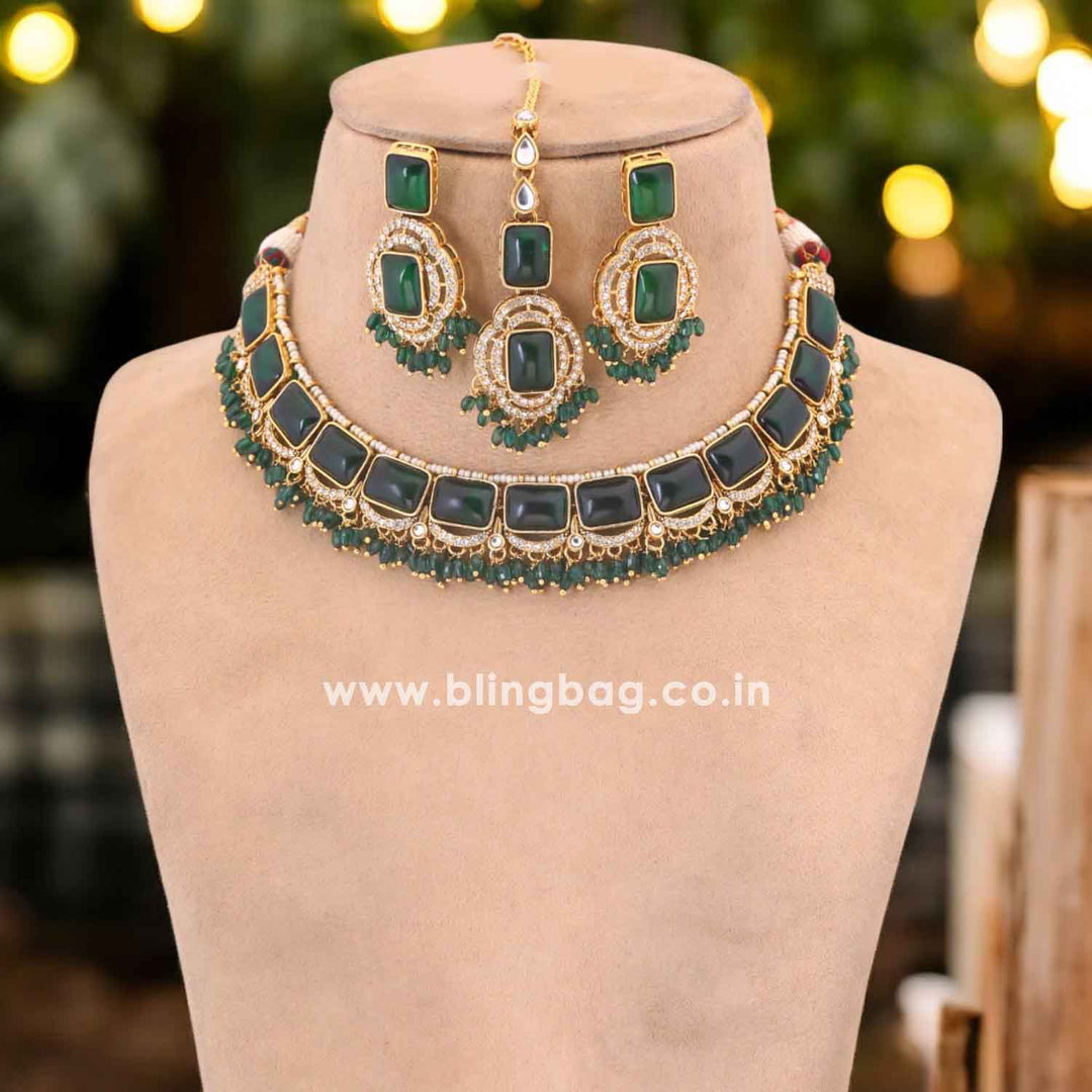 Emerald Jinah Kundan Jewellery Set