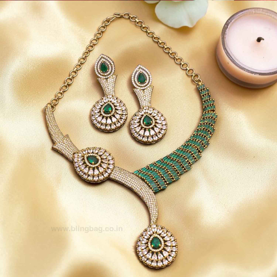 Emerald Juliaie Victorian Jewellery Set- New Arrivals