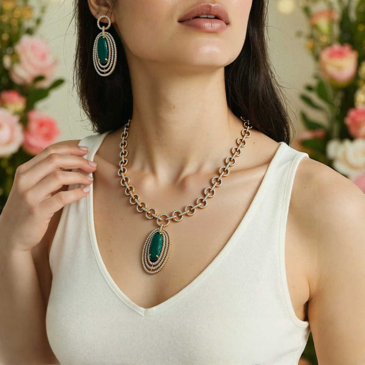 Emerald Julija Victorian Jewellery Set - New Arrival