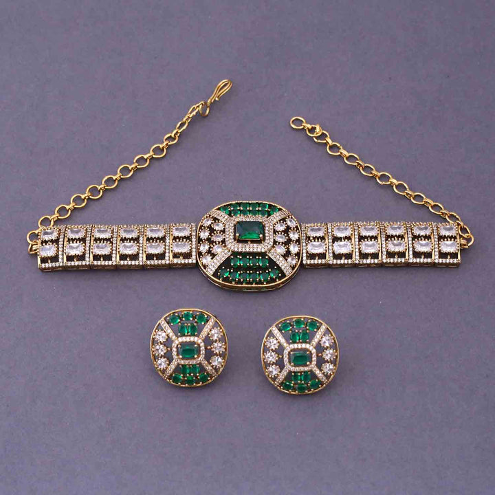 Emerald Jura Victorian Jewellery Set - New Arrival