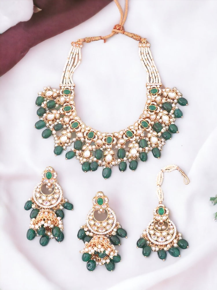 Emerald Kaamil Kundan Jewellery Set