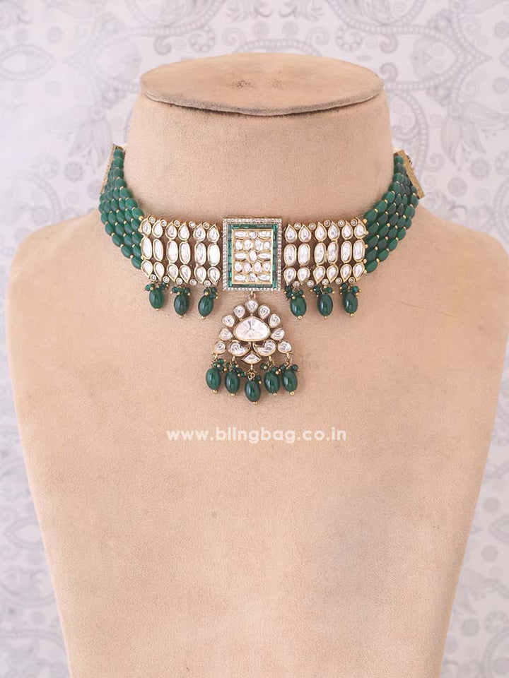 Emerald Kacela Kundan Jewellery Set