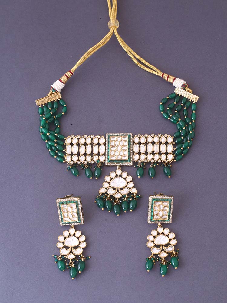 Emerald Kacela Kundan Jewellery Set