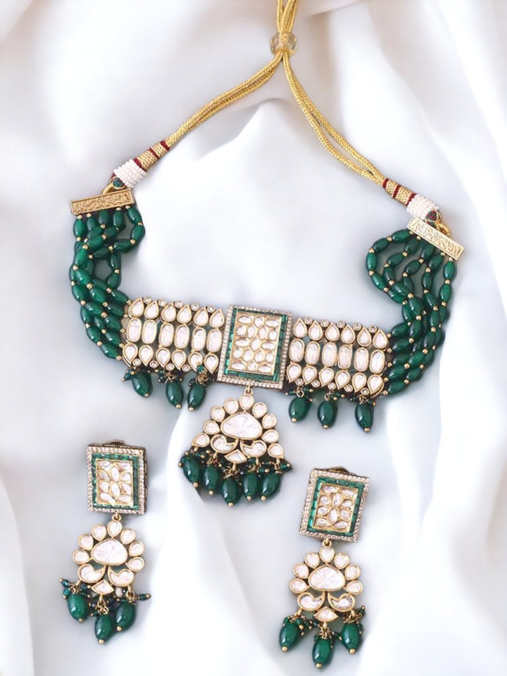 Emerald Kacela Kundan Jewellery Set
