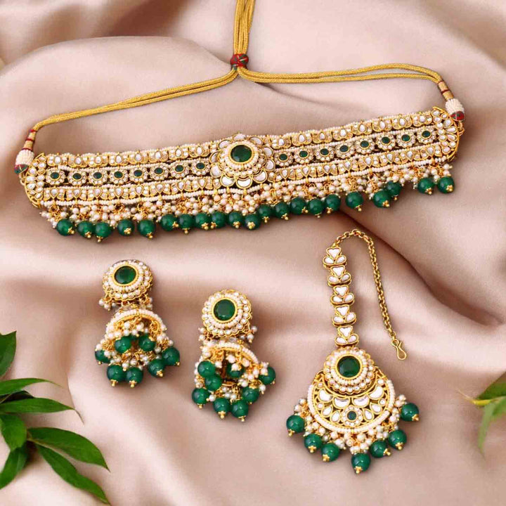 Emerald Kaira Kundan Jewellery Set