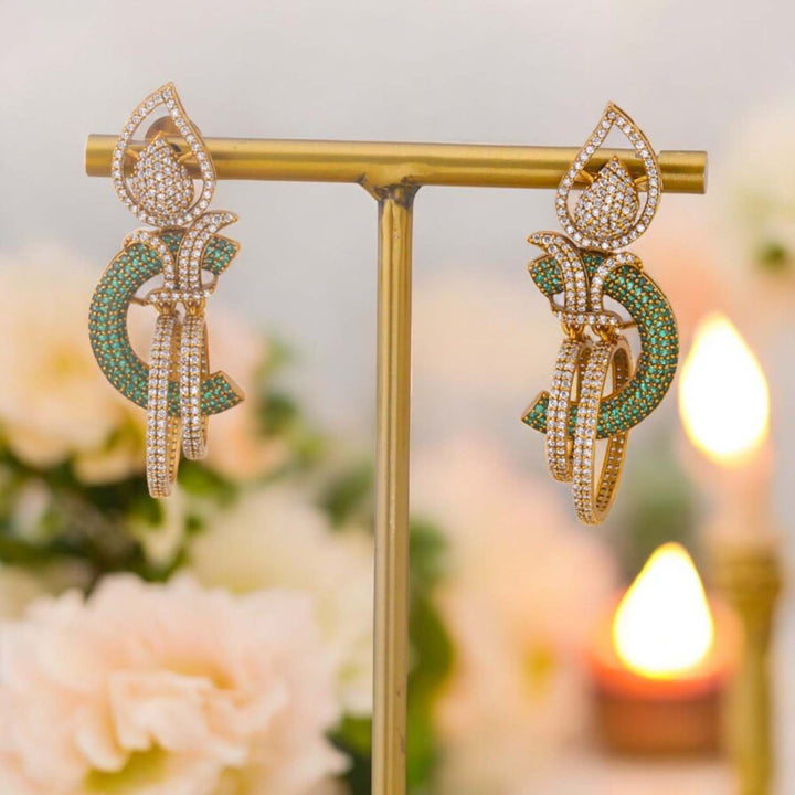 Emerald Kairi Victorian Danglers