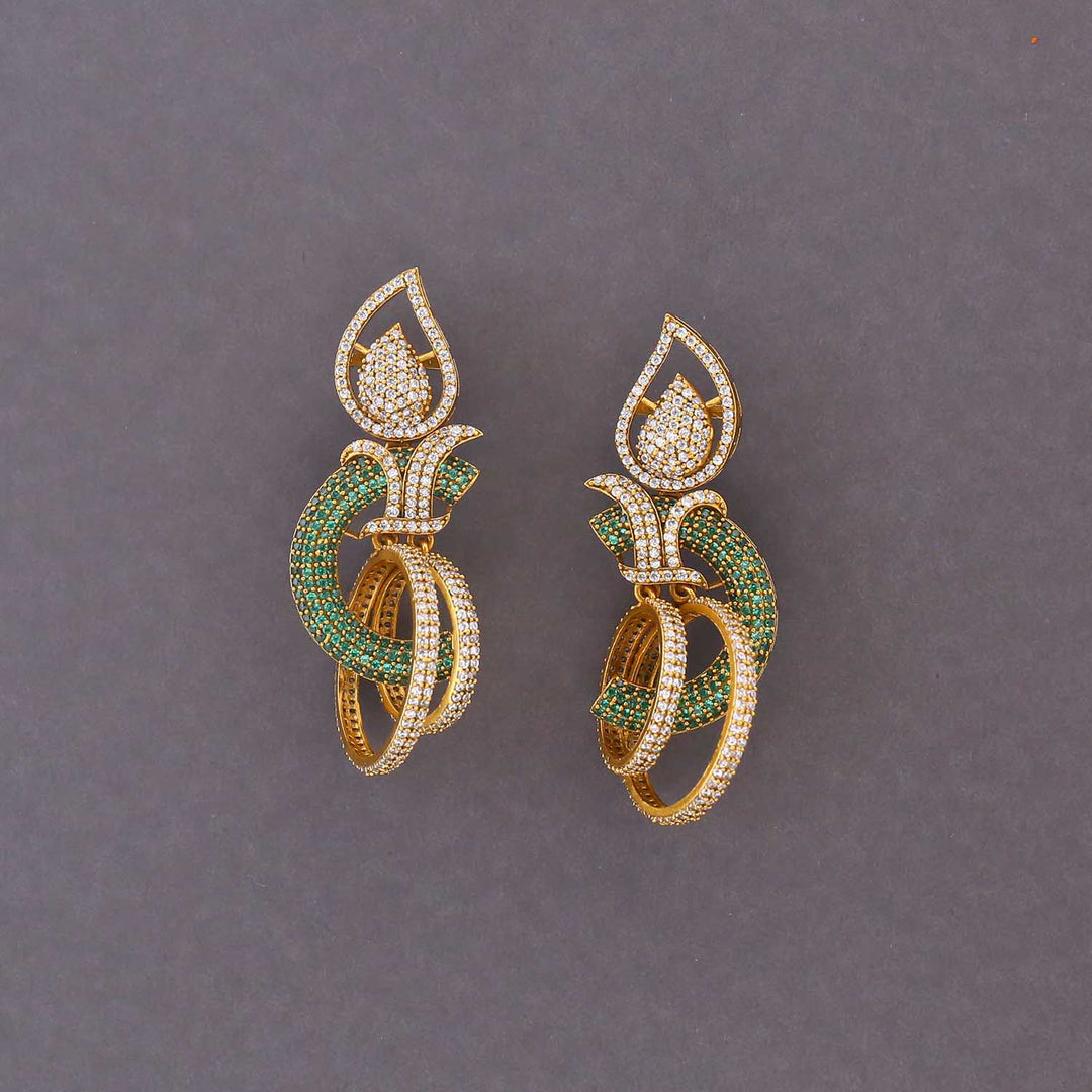 Emerald Kairi Victorian Danglers