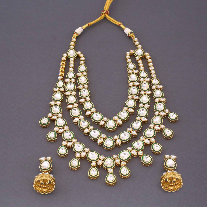 Emerald Kanaka  Kundan Jewellery Set