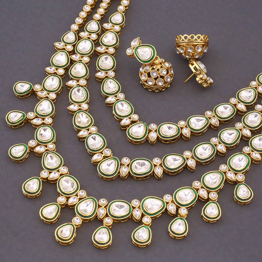 Emerald Kanaka  Kundan Jewellery Set