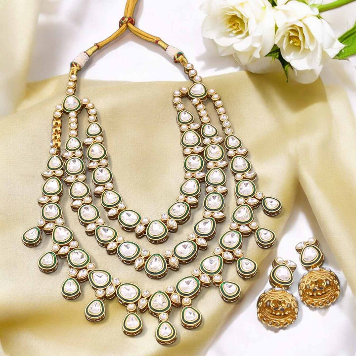 Emerald Kanaka  Kundan Jewellery Set