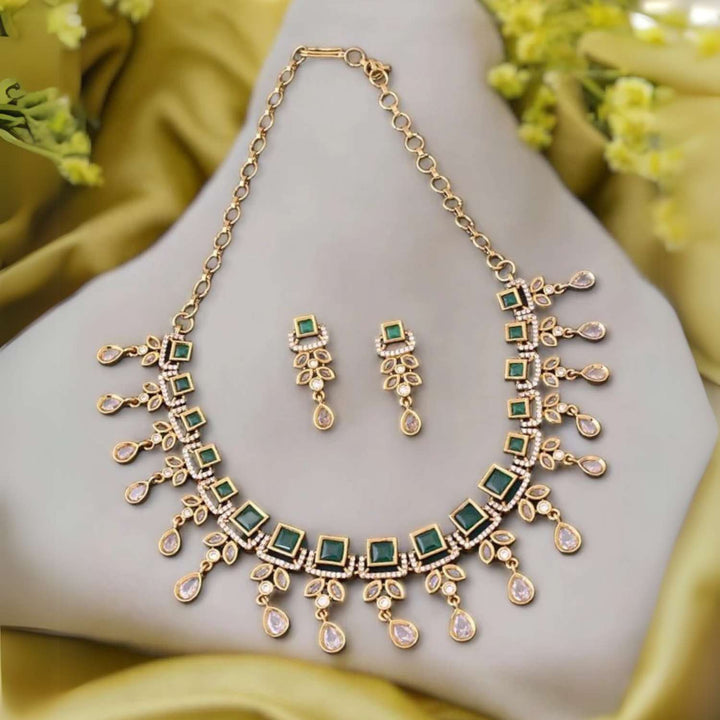 Emerald Katarina Victorian Jewellery Set - New Arrival