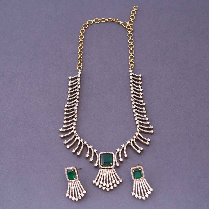 Emerald Katica Victorian Jewellery Set - New Arrival