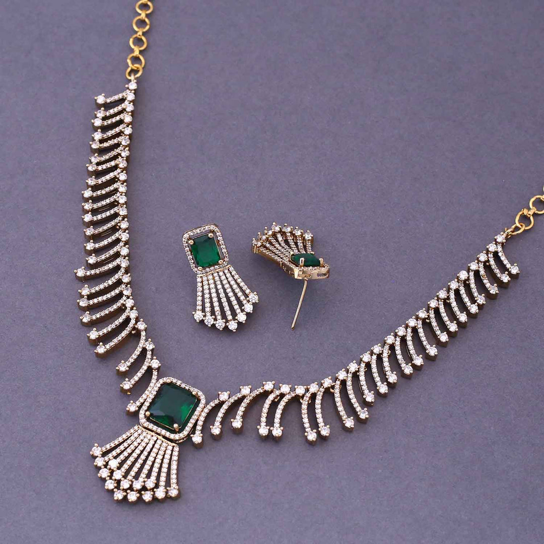 Emerald Katica Victorian Jewellery Set - New Arrival