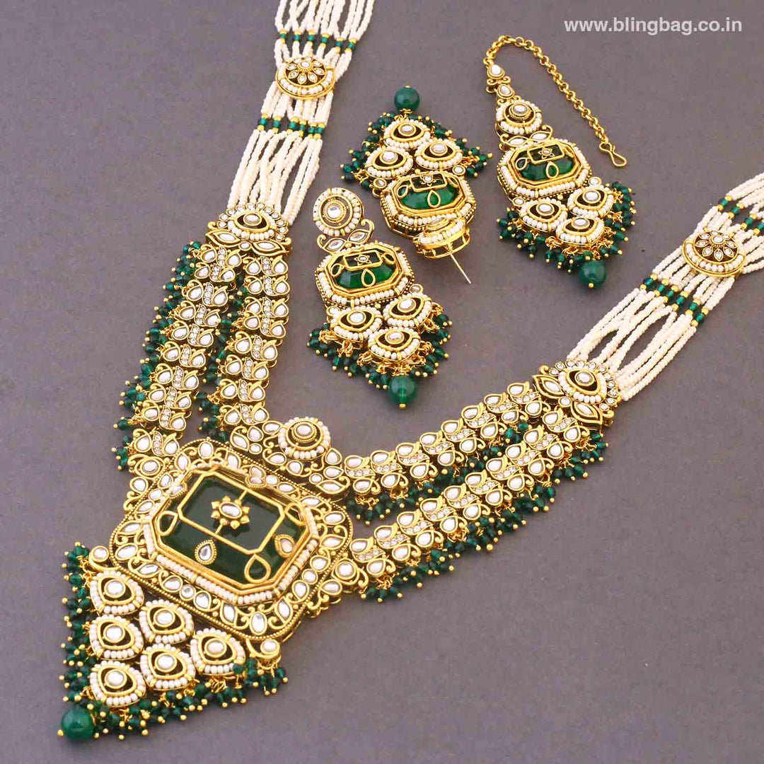 Emerald Kavika Kundan Jewellery Set