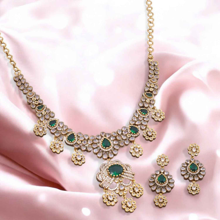 Emerald Keziah Victorian Jewellery Set - New Arrival