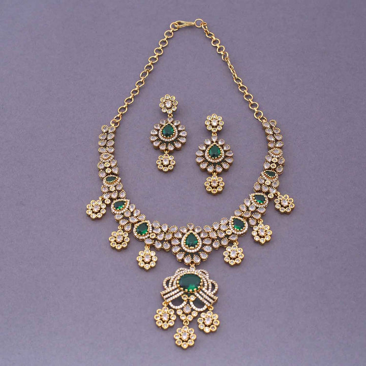Emerald Keziah Victorian Jewellery Set - New Arrival