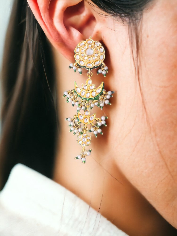 Emerald Kiaan Danglers