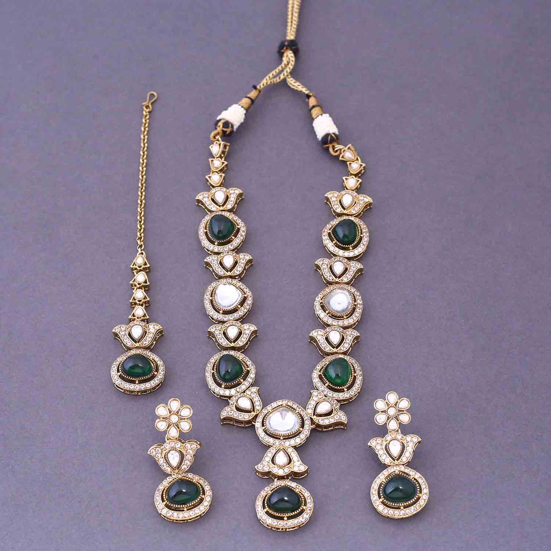 Emerald Kirsty Victorian Jewellery Set- New Arrival