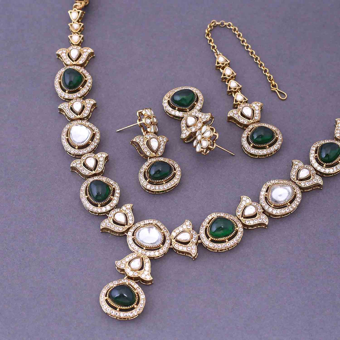 Emerald Kirsty Victorian Jewellery Set- New Arrival