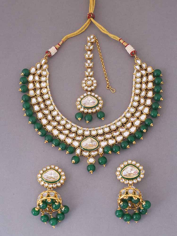 Emerald Kirti Jewellery Set