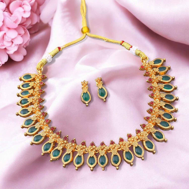 Emerald Krivya Antique Jewellery Set - New Arrival