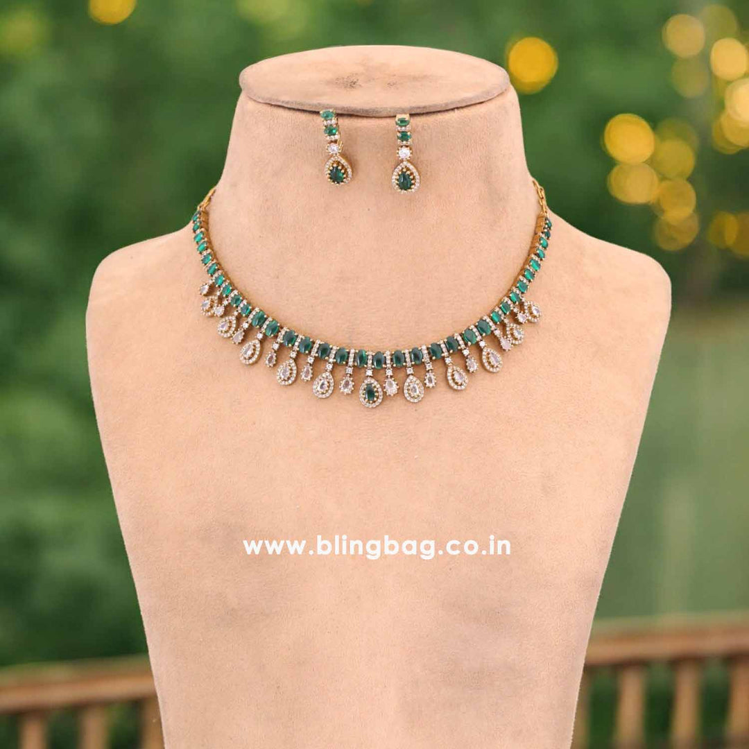 Emerald Kyna Victorian Jewellery Set- New Arrival