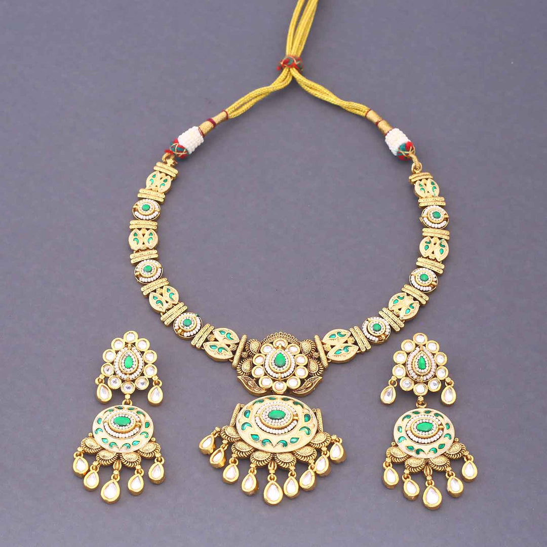 Emerald Kyvasha Hasli Antique Rajwadi Set