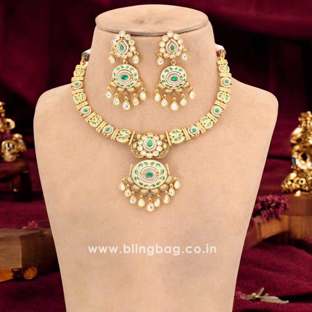 Emerald Kyvasha Hasli Antique Rajwadi Set