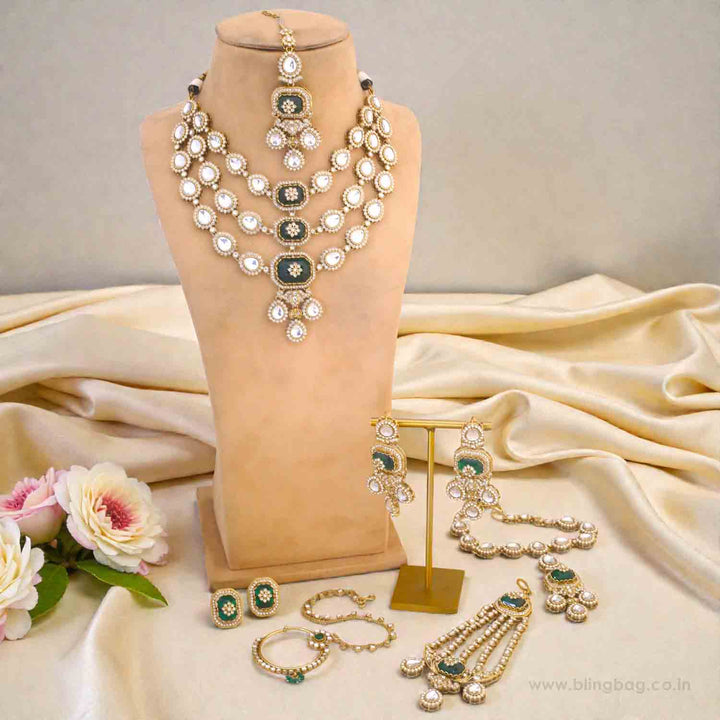 Emerald Labdhi Bridal Jewellery Set