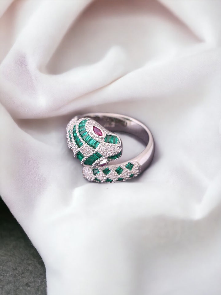 Emerald Lamprini Adjustable Ring