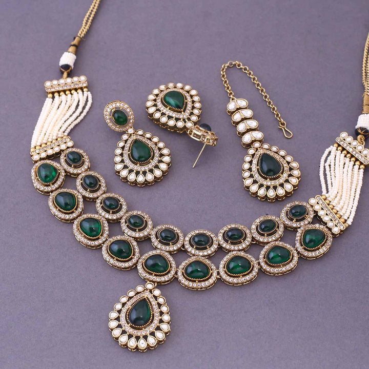 Emerald Larsan Victorian Jewellery Set