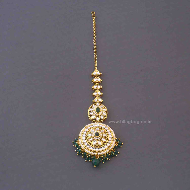 Emerald Lavika Kundan Bridal Jewellery Set