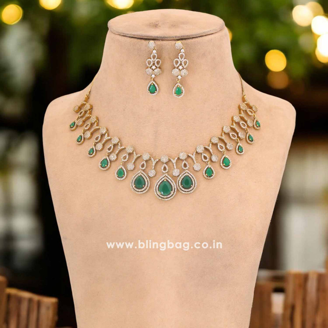 Emerald Lavya Victorian Jewellery Set - New Arrival