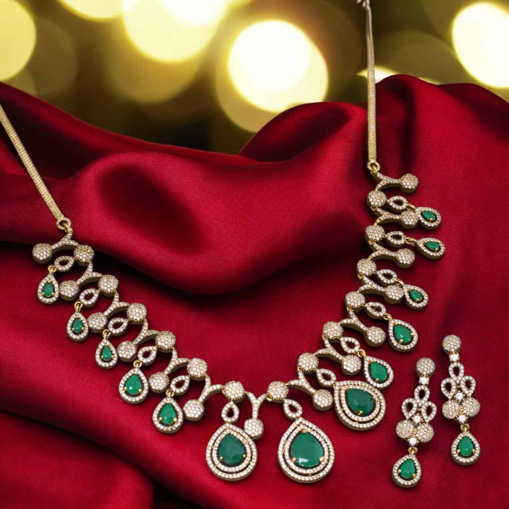 Emerald Lavya Victorian Jewellery Set - New Arrival