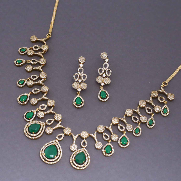 Emerald Lavya Victorian Jewellery Set - New Arrival